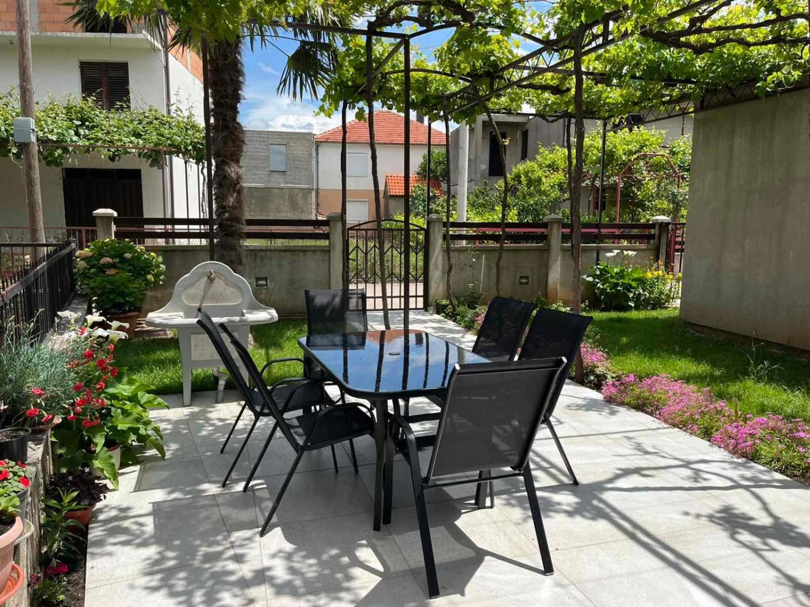 Apartmani Trebinje B&I المظهر الخارجي الصورة